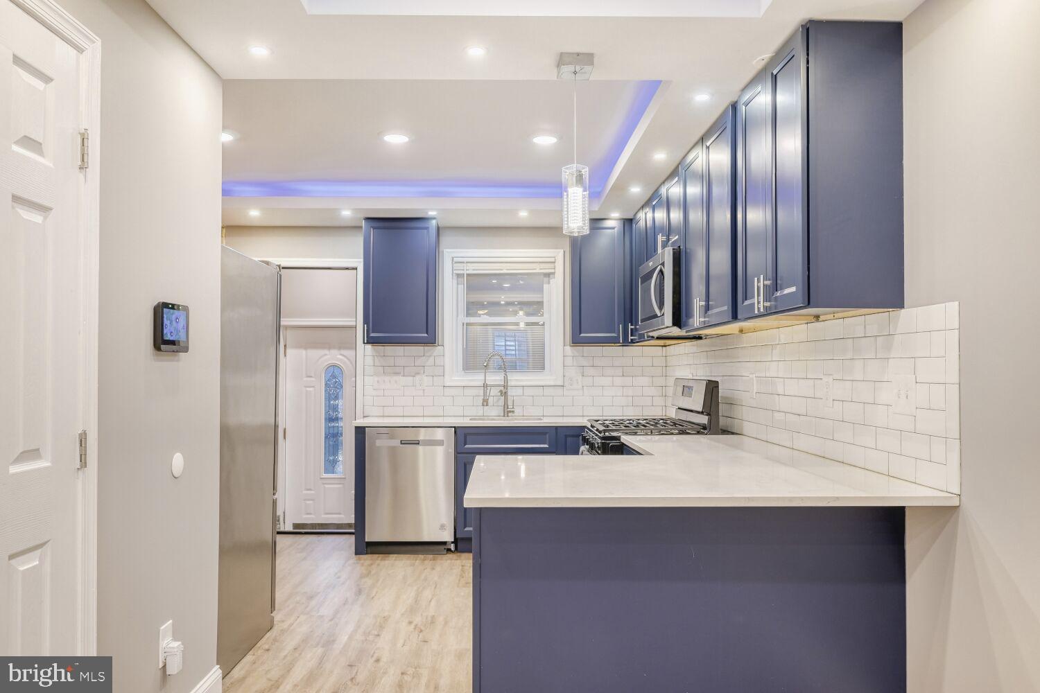 EAST BALTIMORE MIDWAY - Residential
