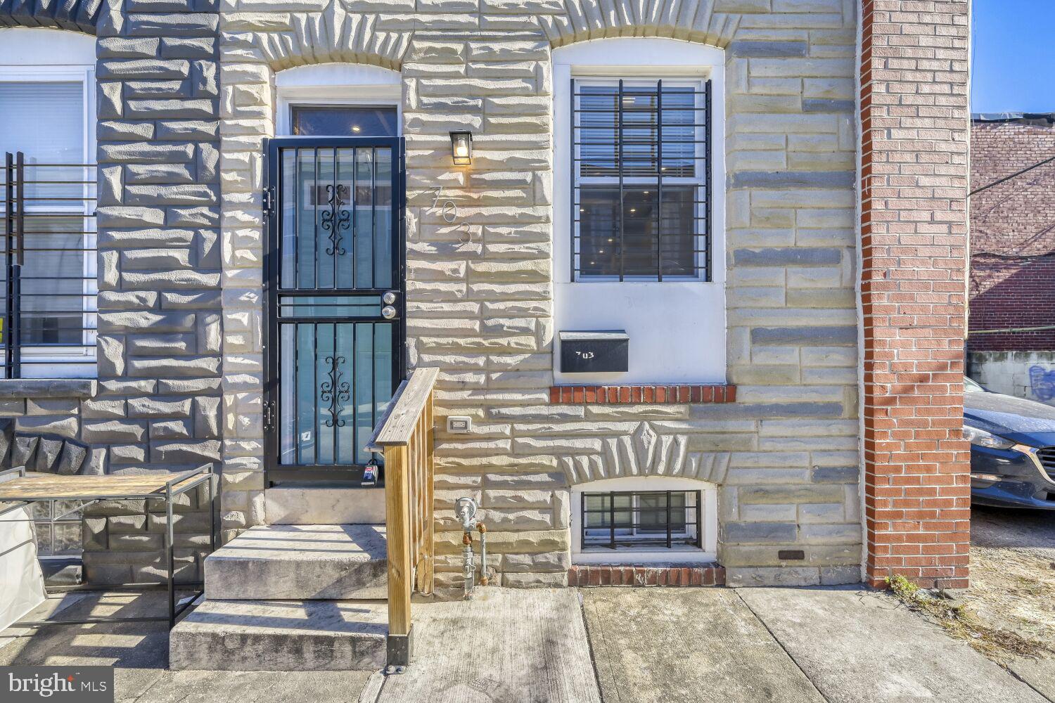 EAST BALTIMORE MIDWAY - Residential