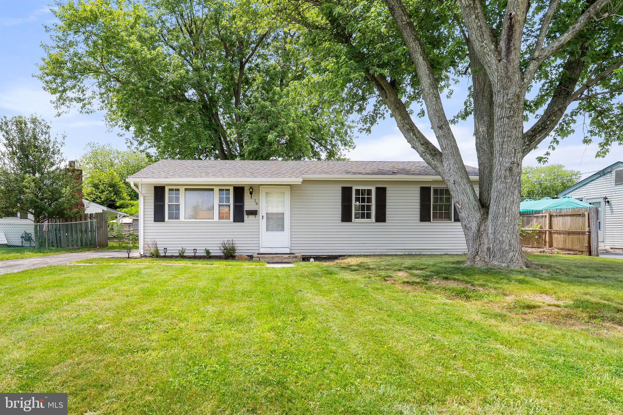 MEADOWVIEW - Residential