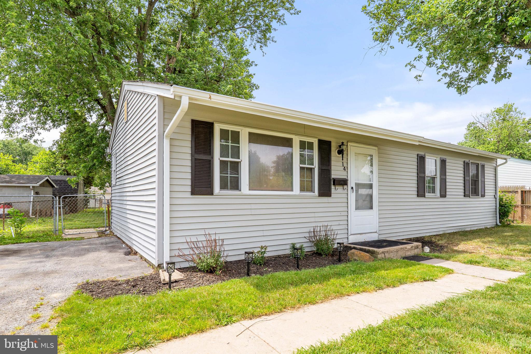 MEADOWVIEW - Residential
