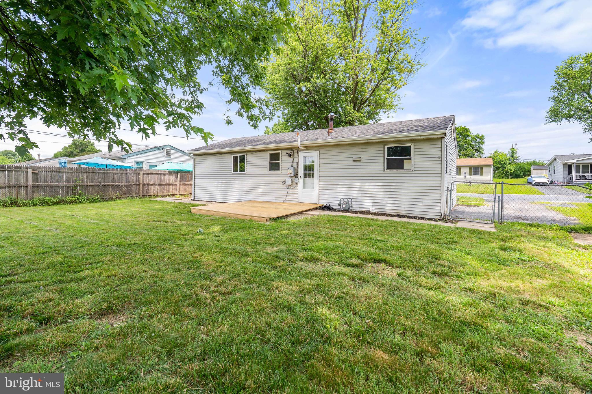 MEADOWVIEW - Residential