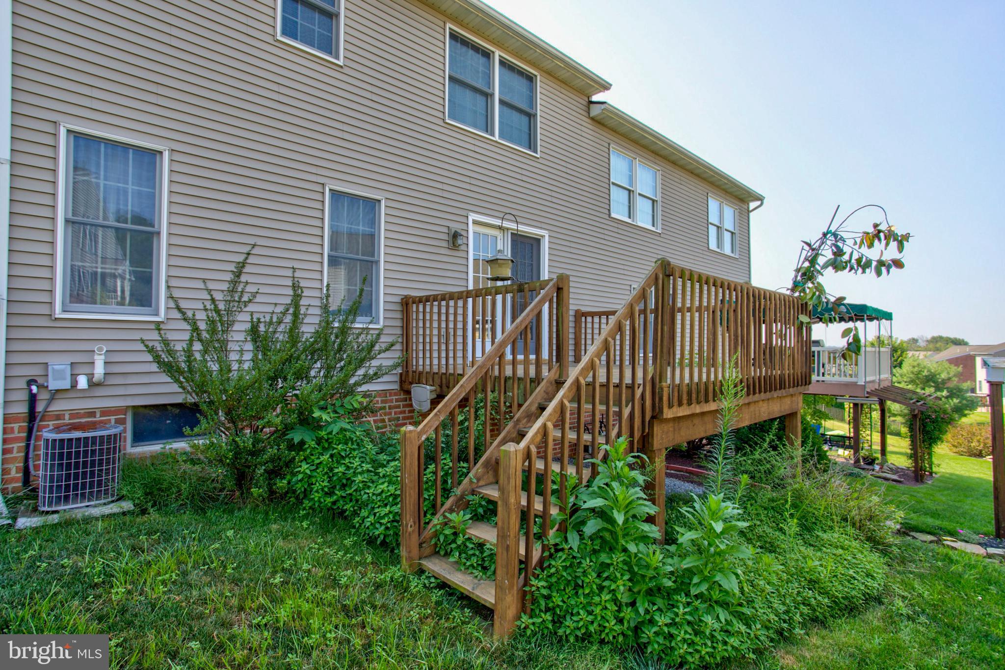 SUMMIT HILLS - Residential