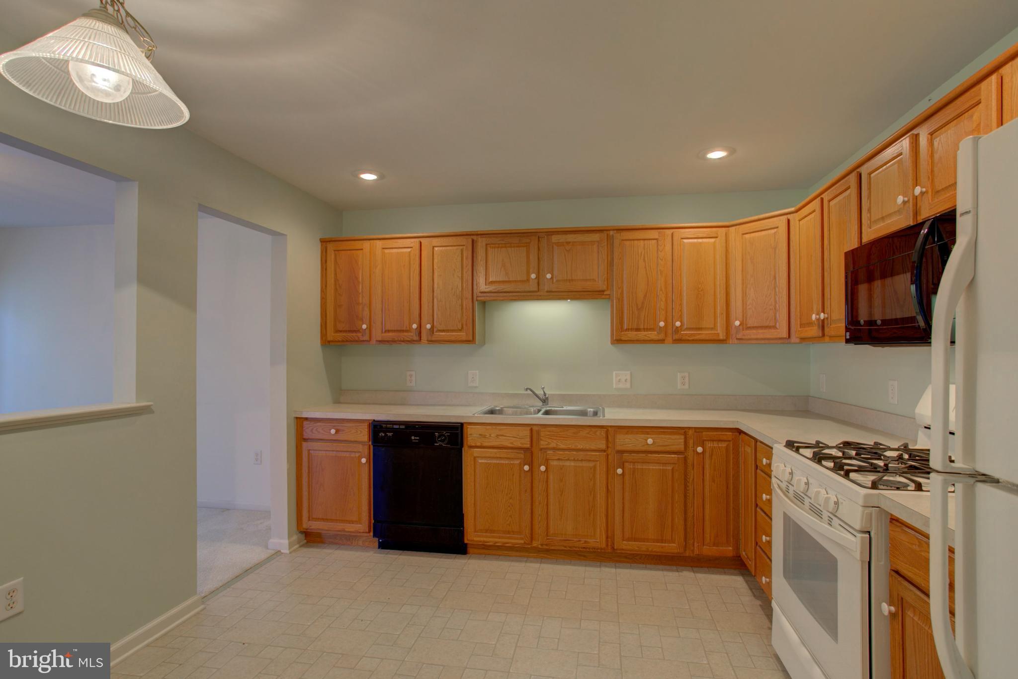 SUMMIT HILLS - Residential