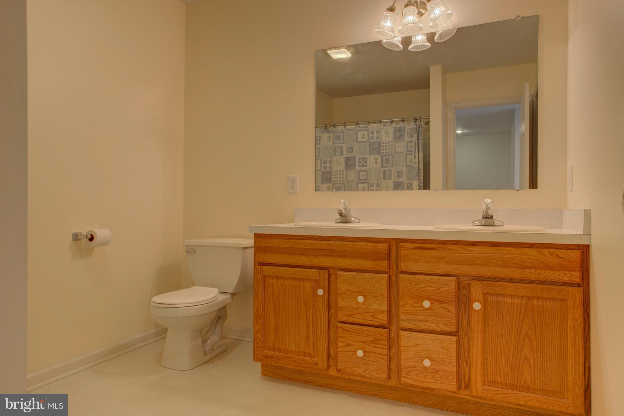 SUMMIT HILLS - Residential