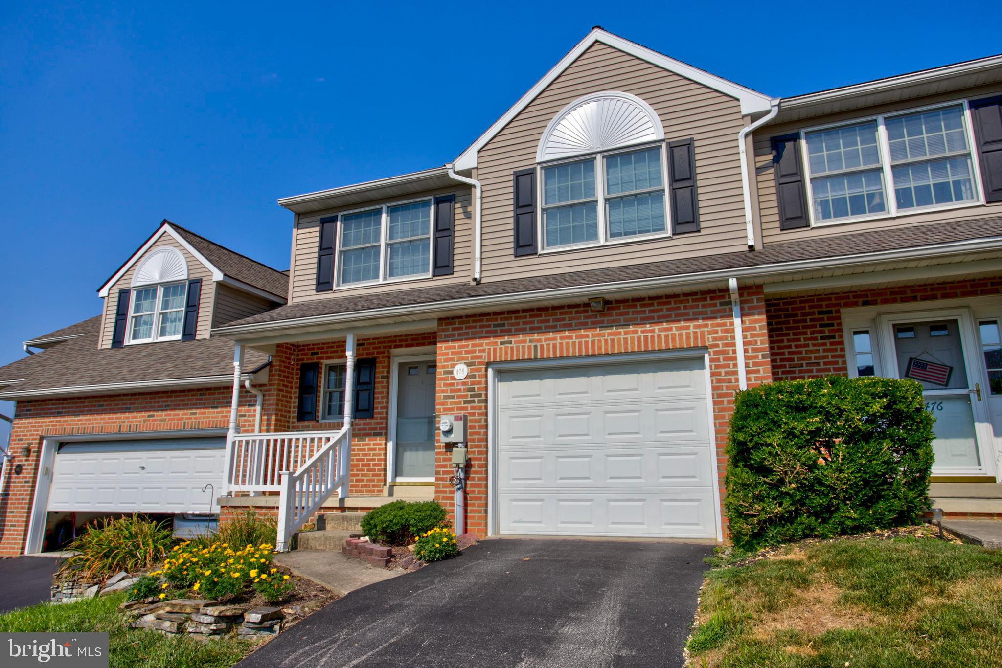 SUMMIT HILLS - Residential
