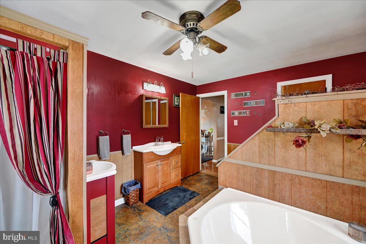 SPRING GROVE BORO - Residential