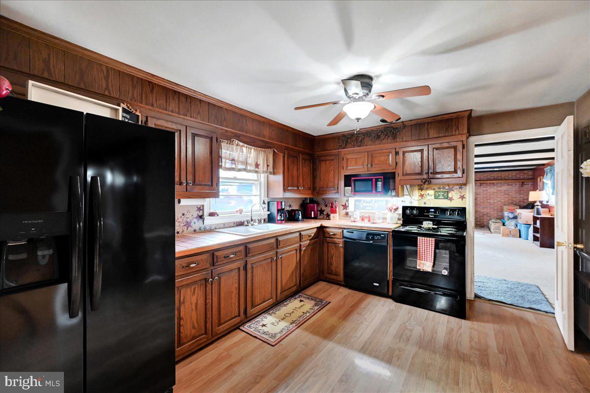 SPRING GROVE BORO - Residential