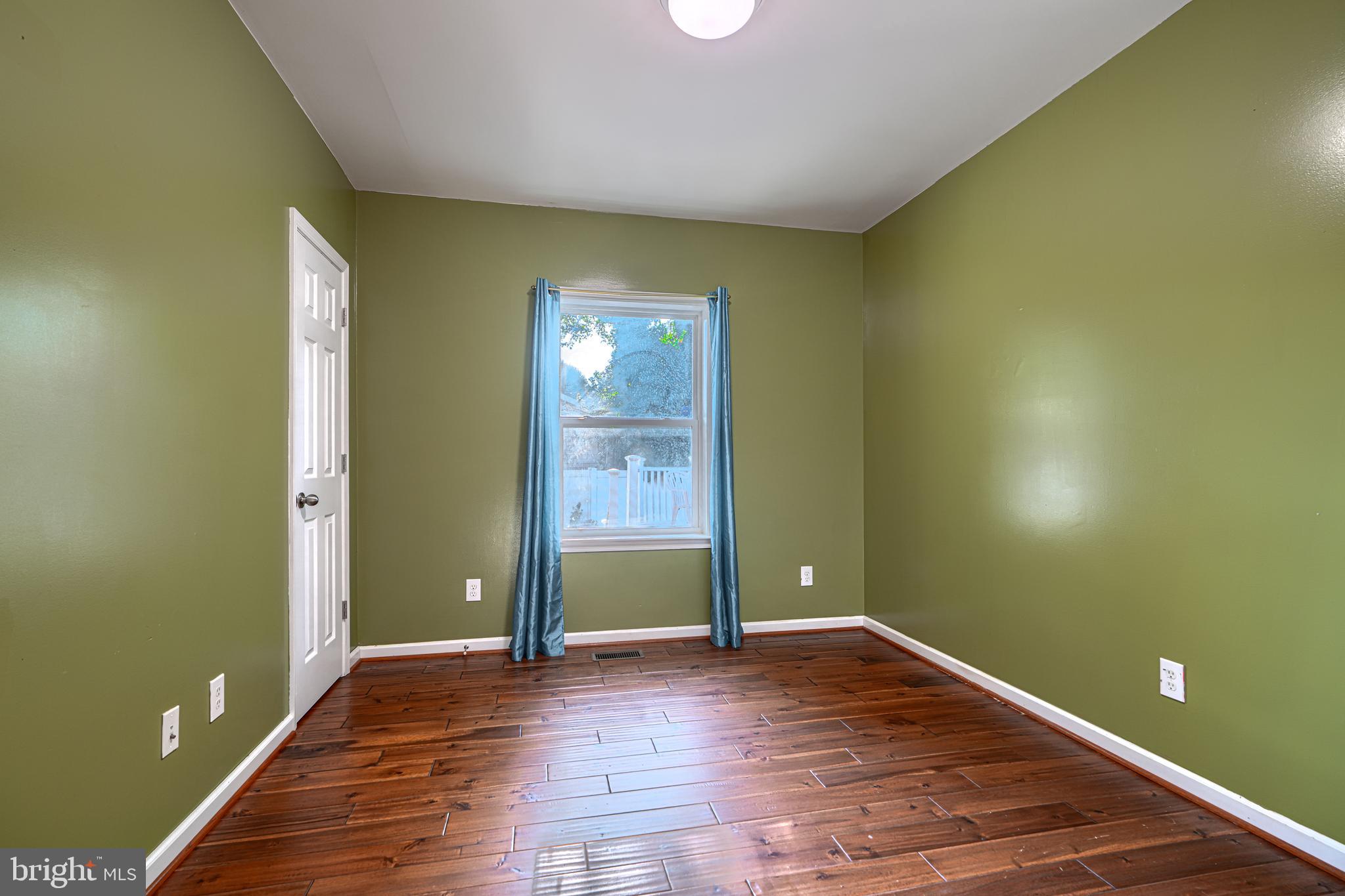 CATONSVILLE HEIGHTS - Residential