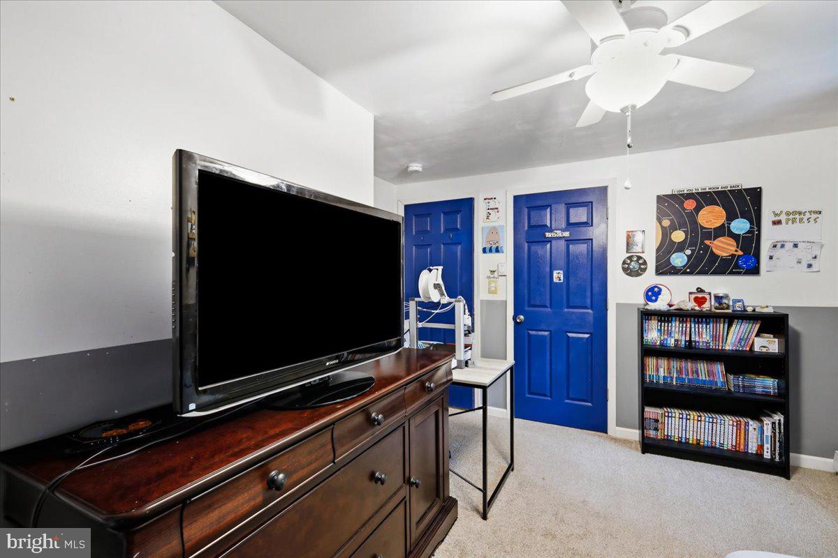 PLEASANT VALLEY ESTATES - Residential