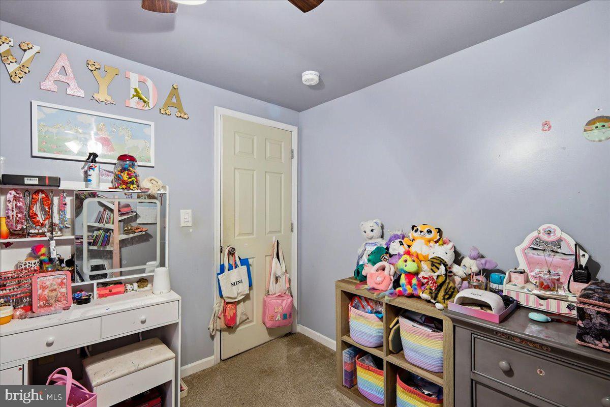 PLEASANT VALLEY ESTATES - Residential