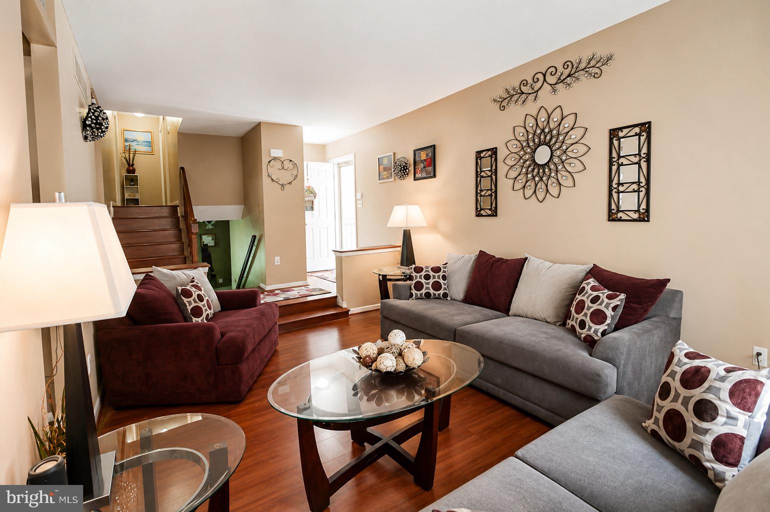 JACOBSVILLE - Residential