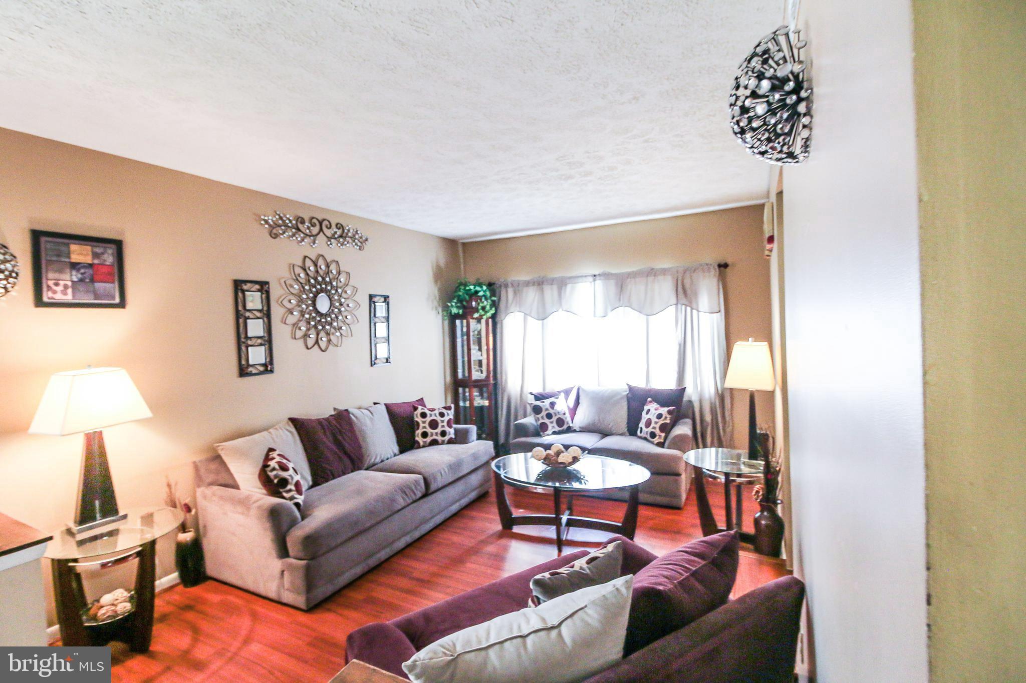 JACOBSVILLE - Residential