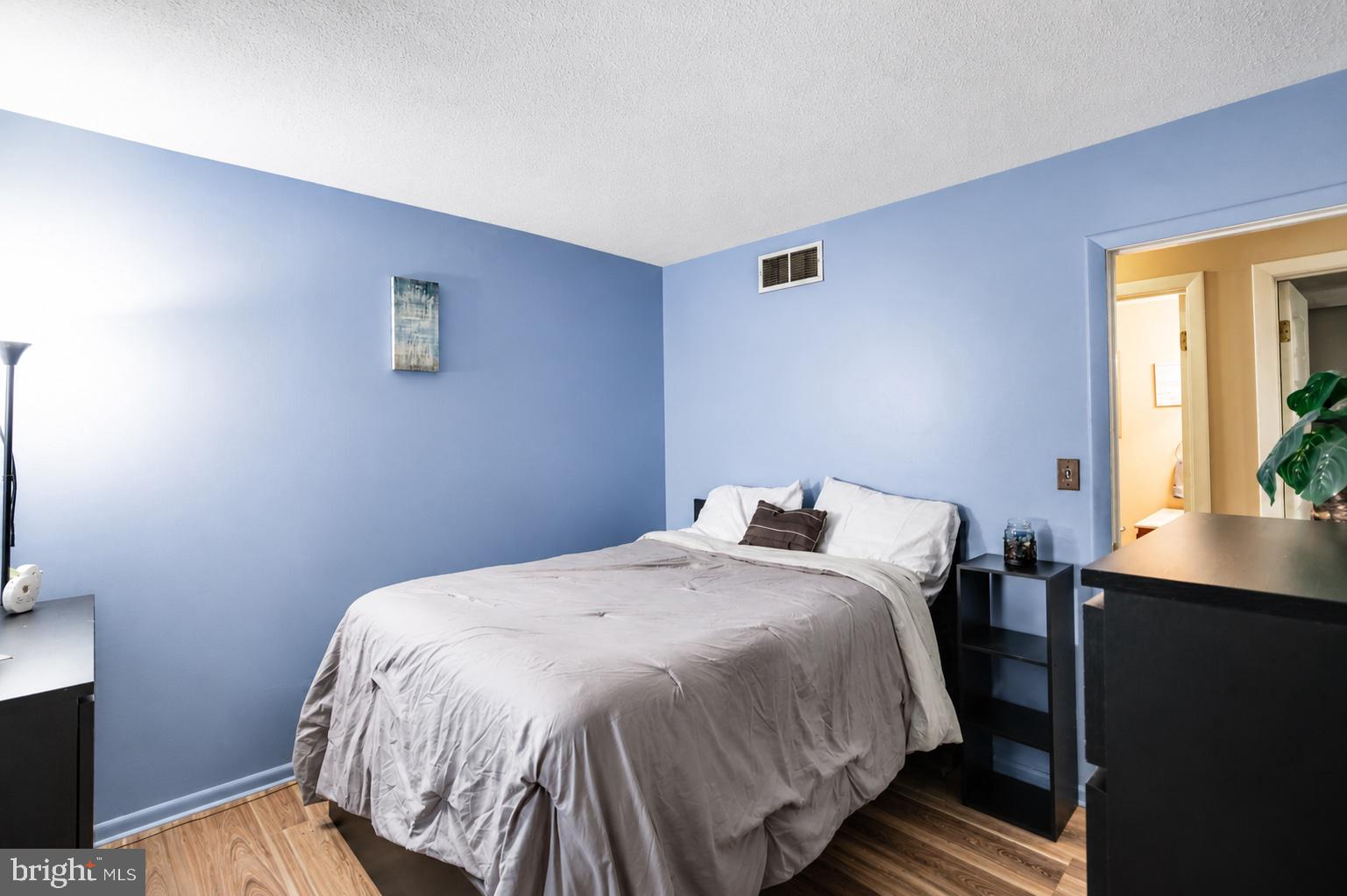 JACOBSVILLE - Residential