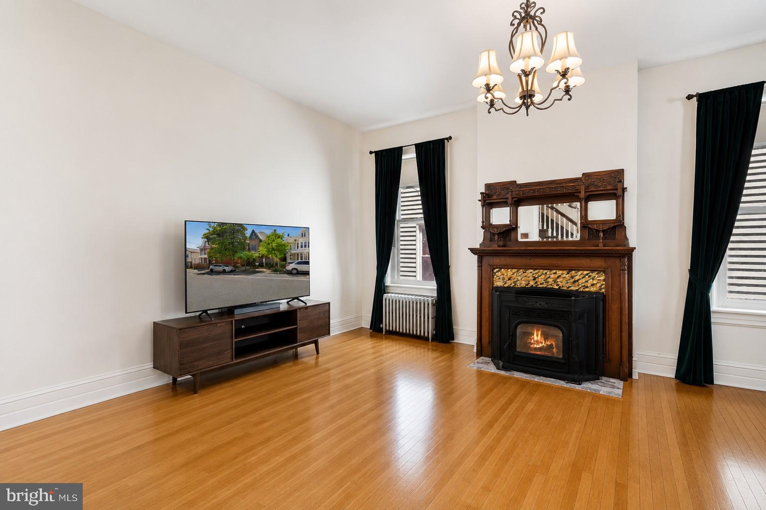 HAGERSTOWN - Residential