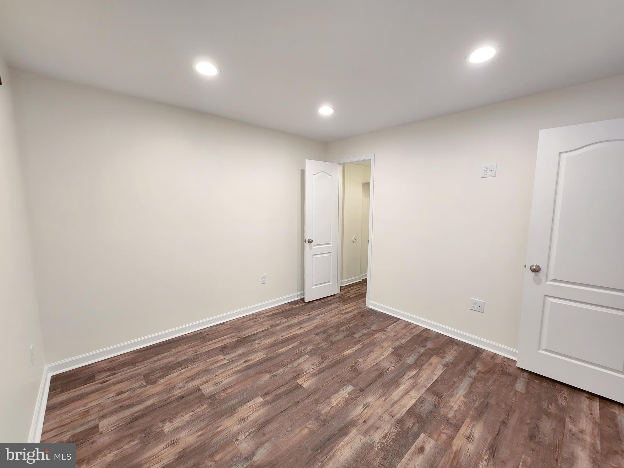 SPRING RIDGE - Residential