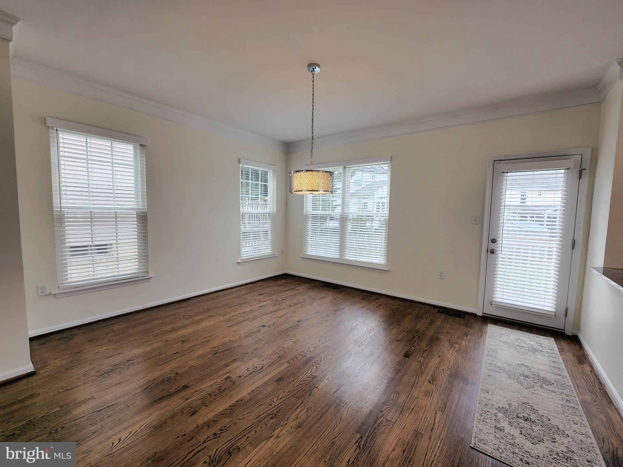 SPRING RIDGE - Residential