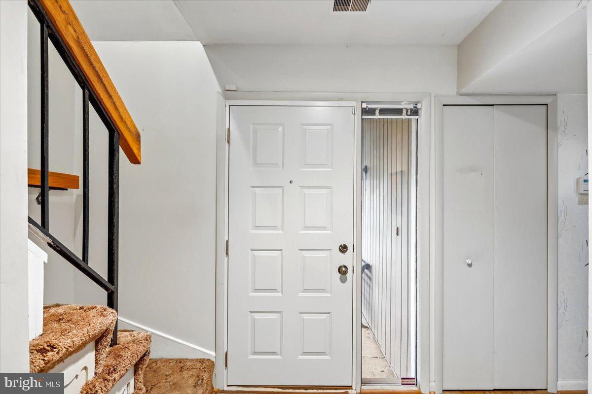 BROOKEVILLE KNOLLS - Residential
