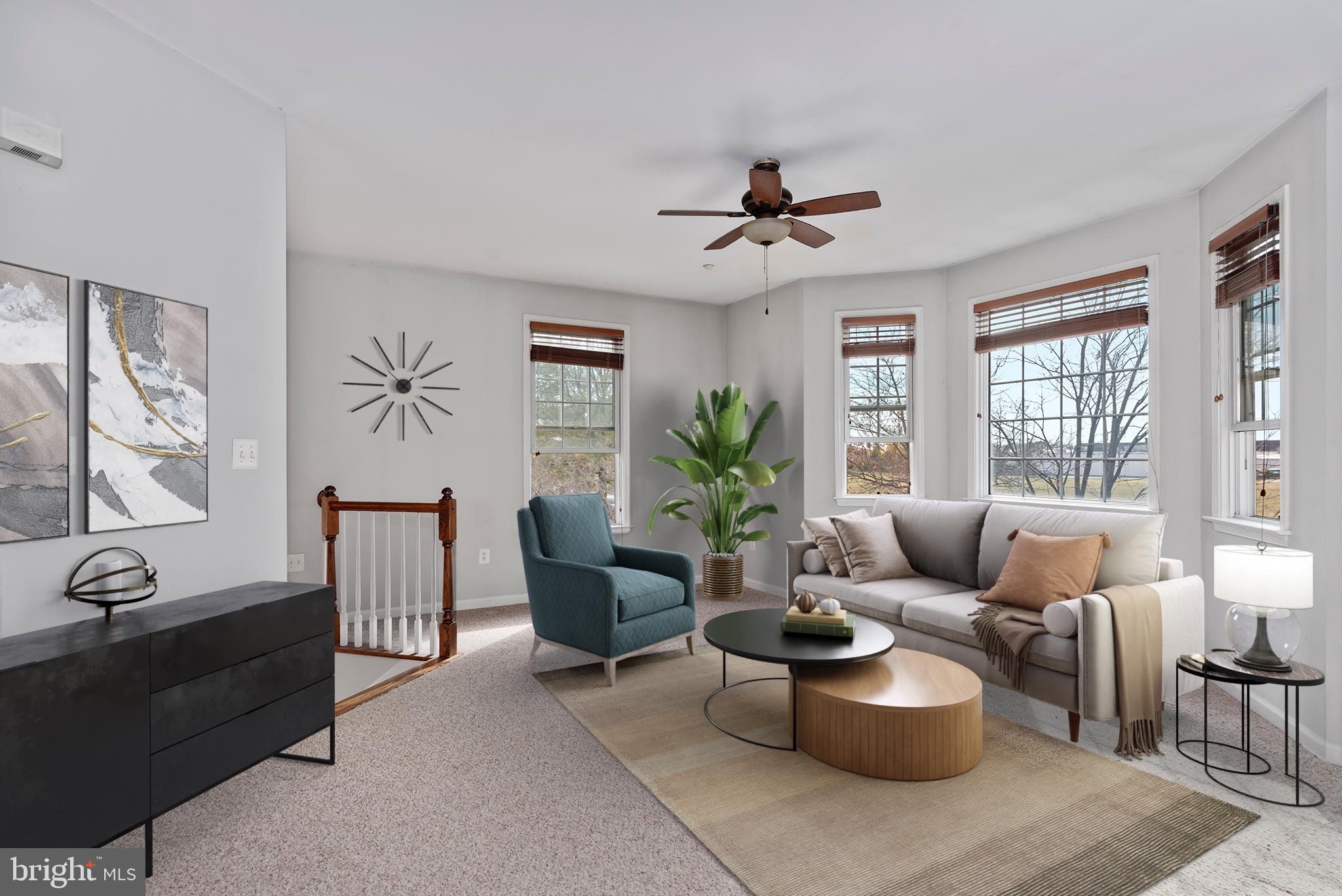 OAK HOLLOW - Residential