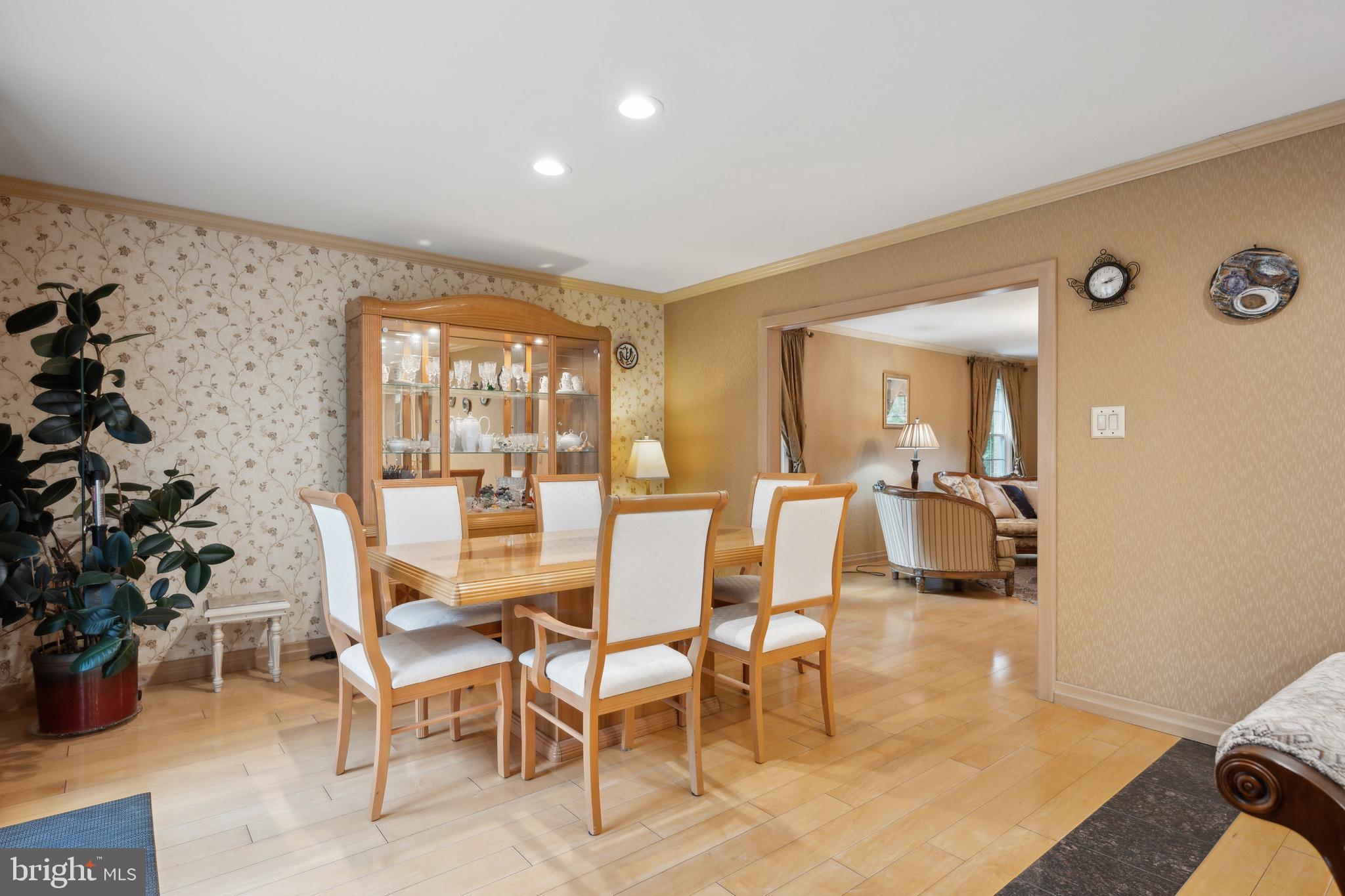 ALTA VISTA - Residential