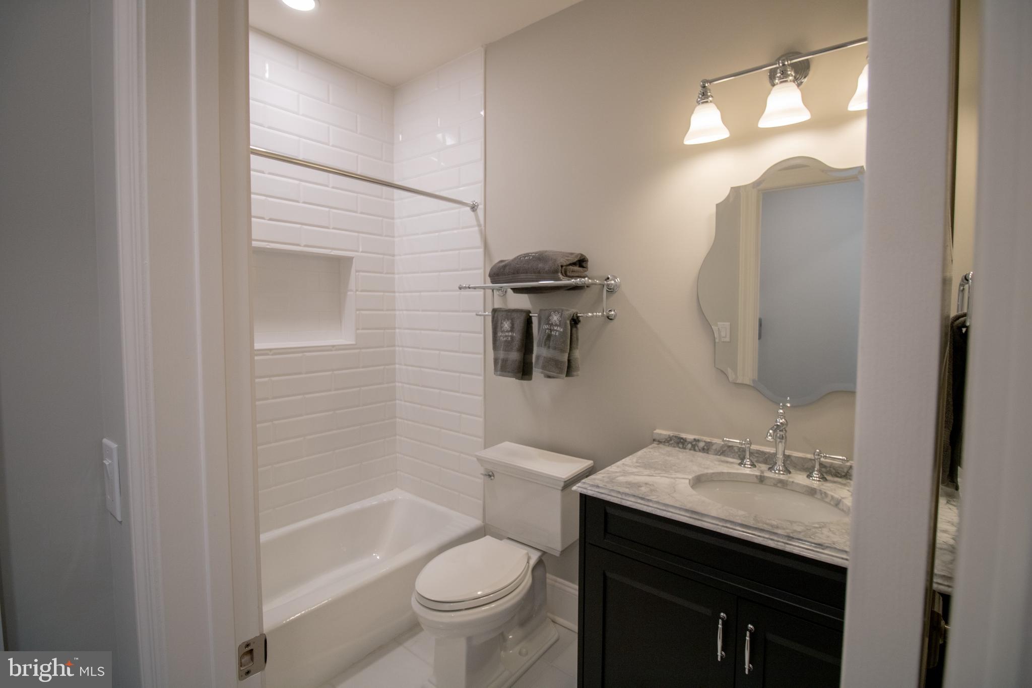 COLUMBIA PLACE - Residential