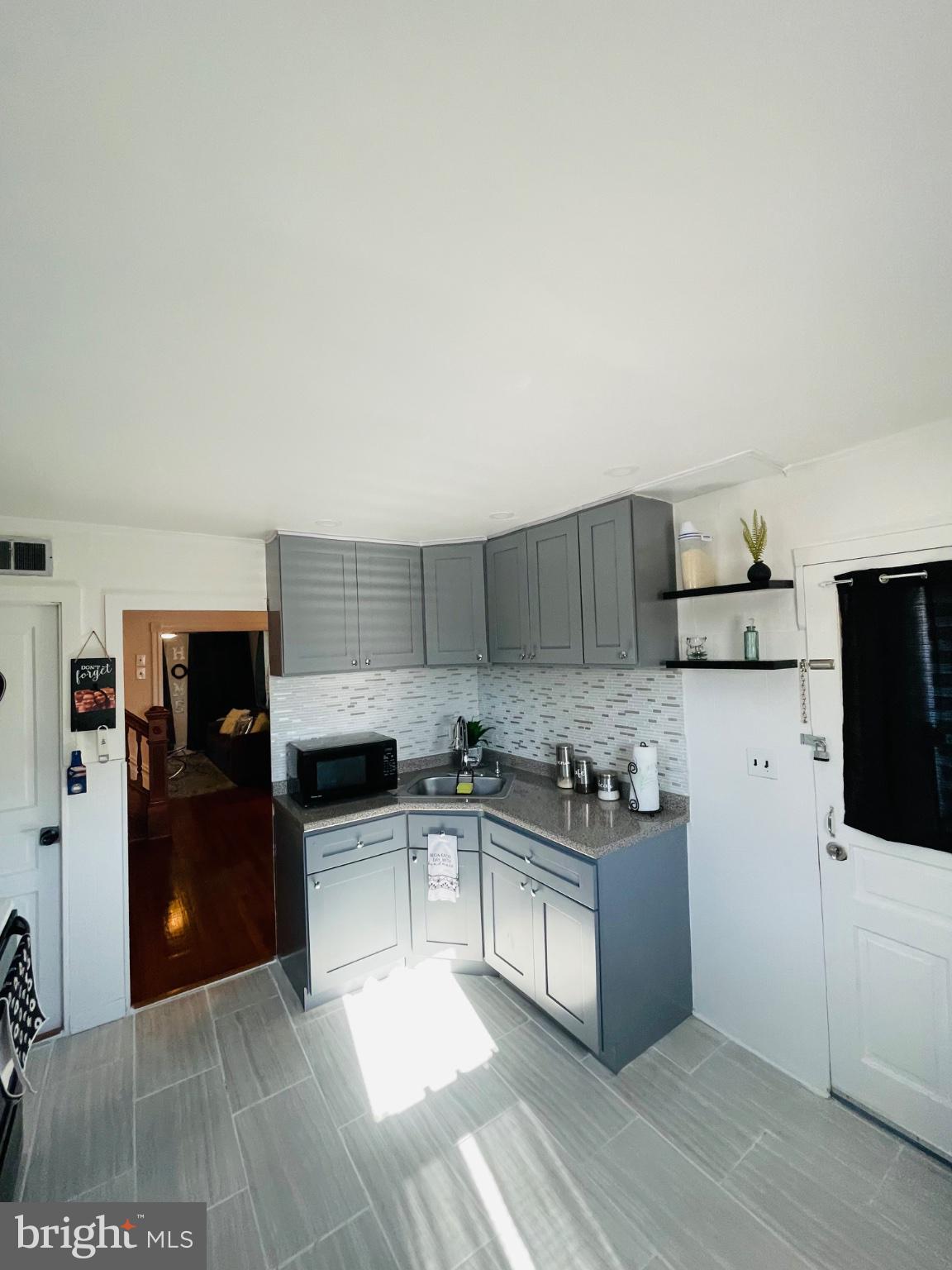 ALLENTOWN - Residential