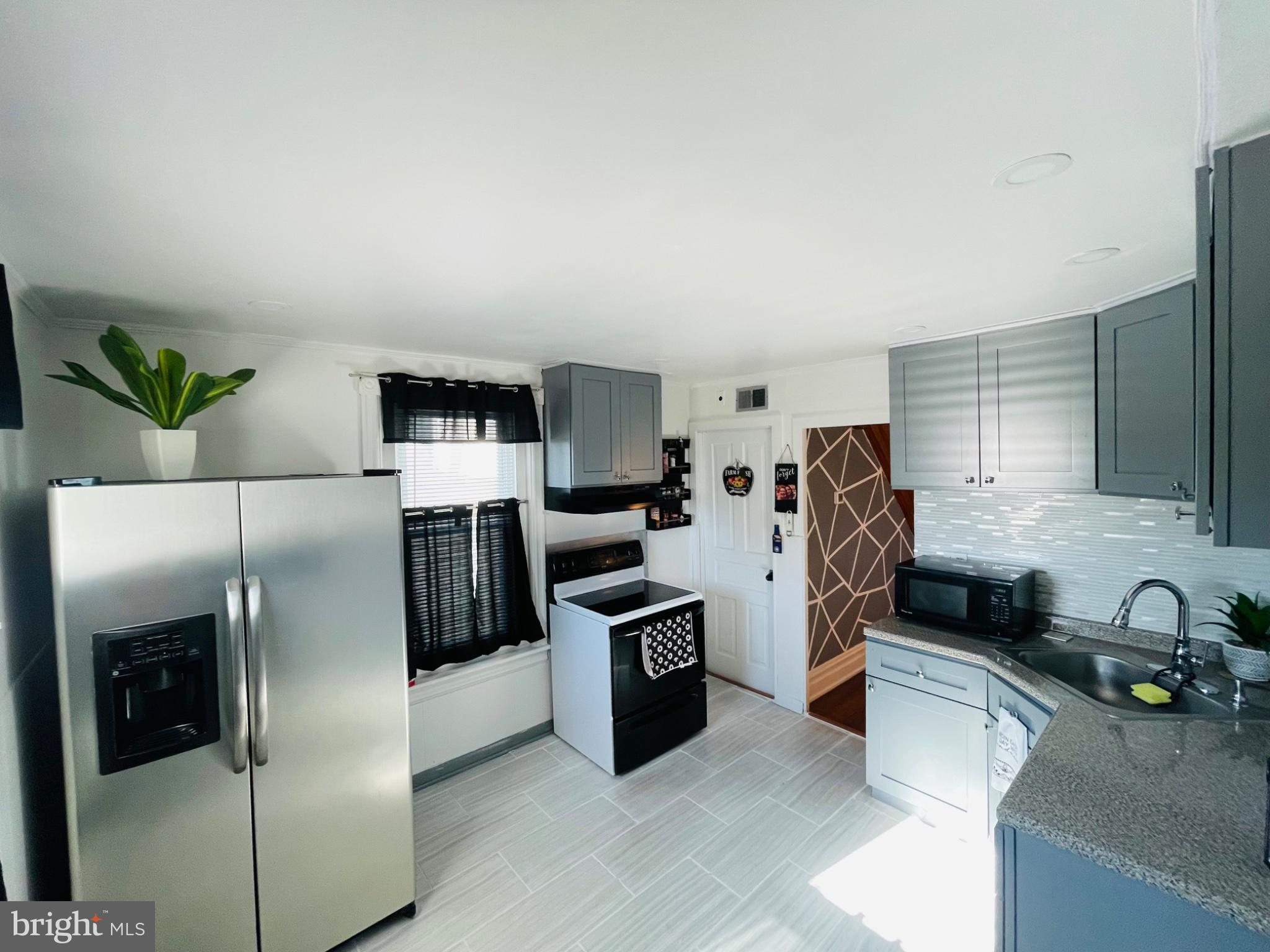 ALLENTOWN - Residential