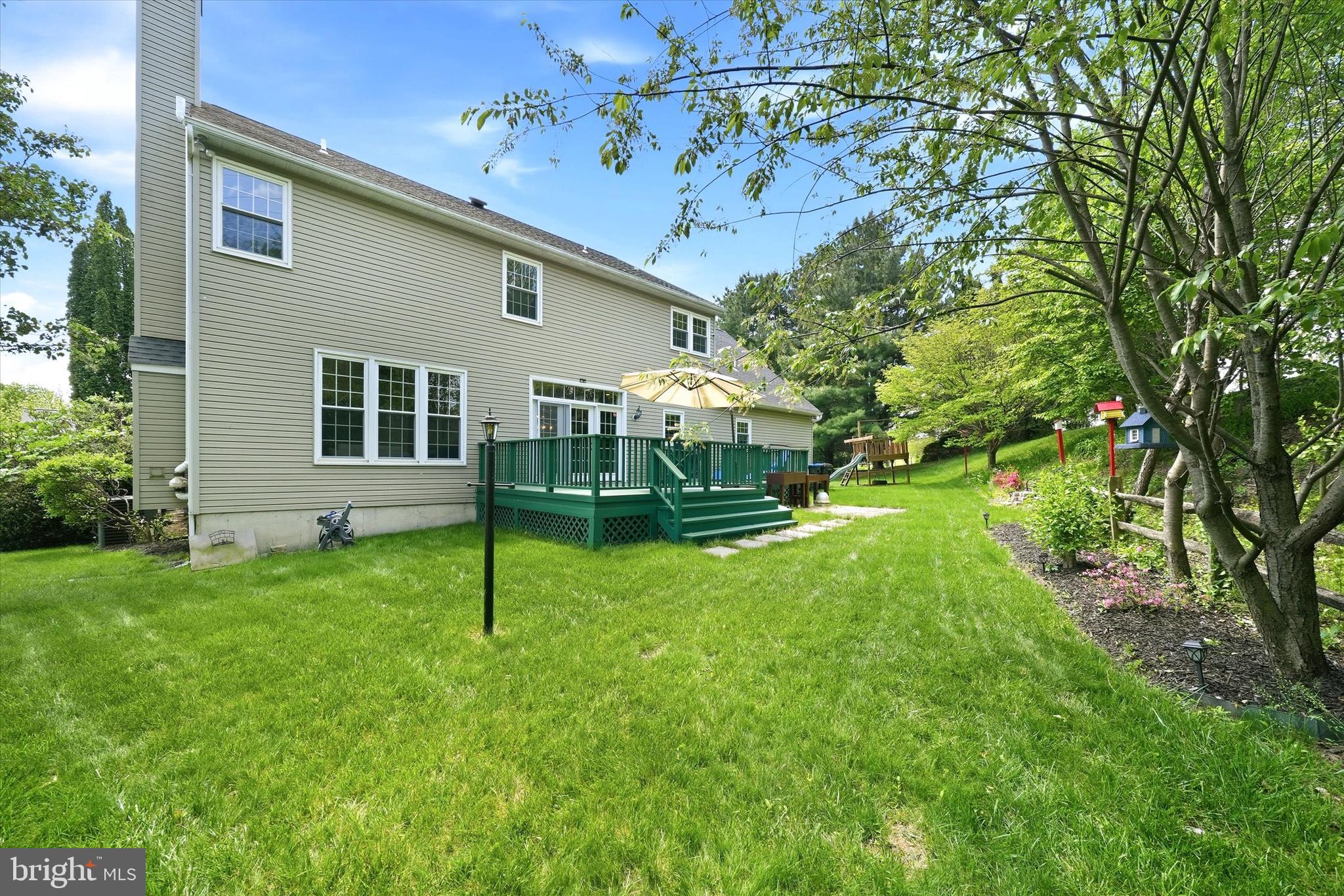 SOMERSET LAKE - Residential