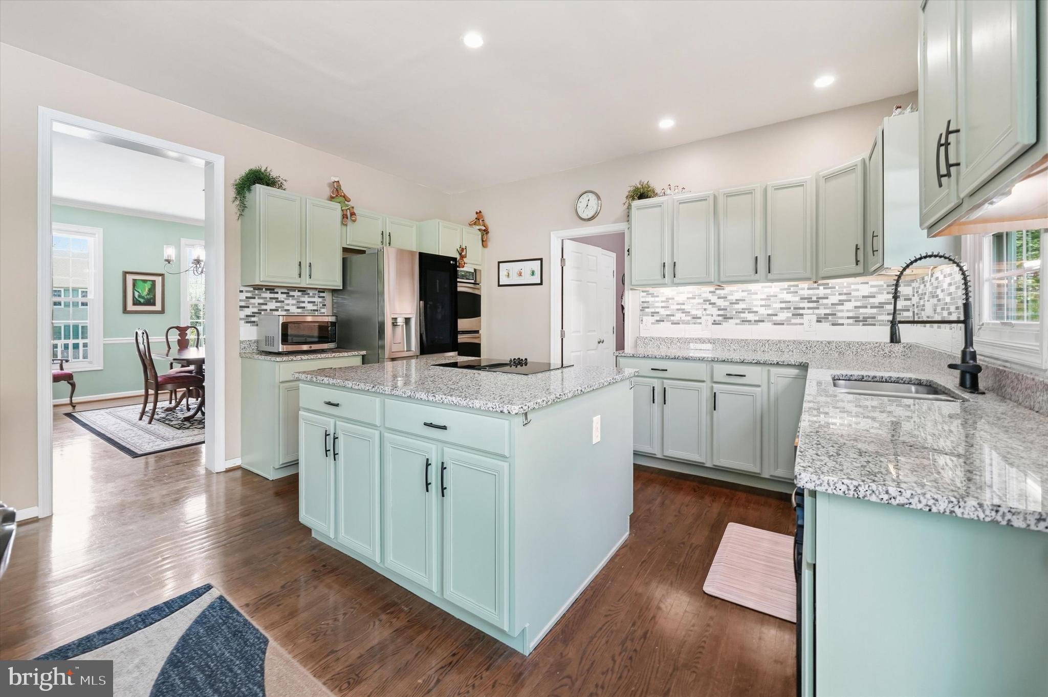SOMERSET LAKE - Residential