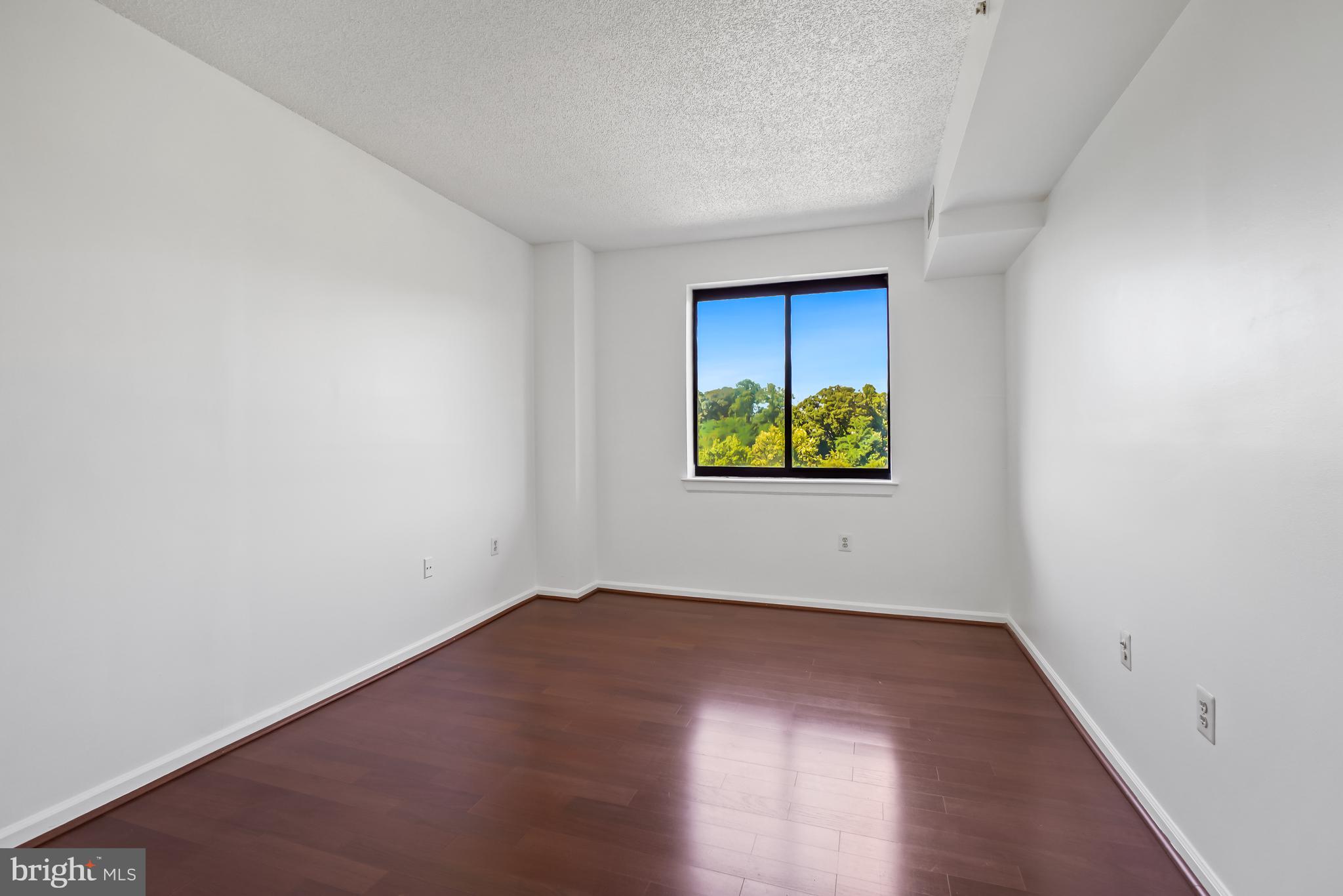 RENAISSANCE - Residential