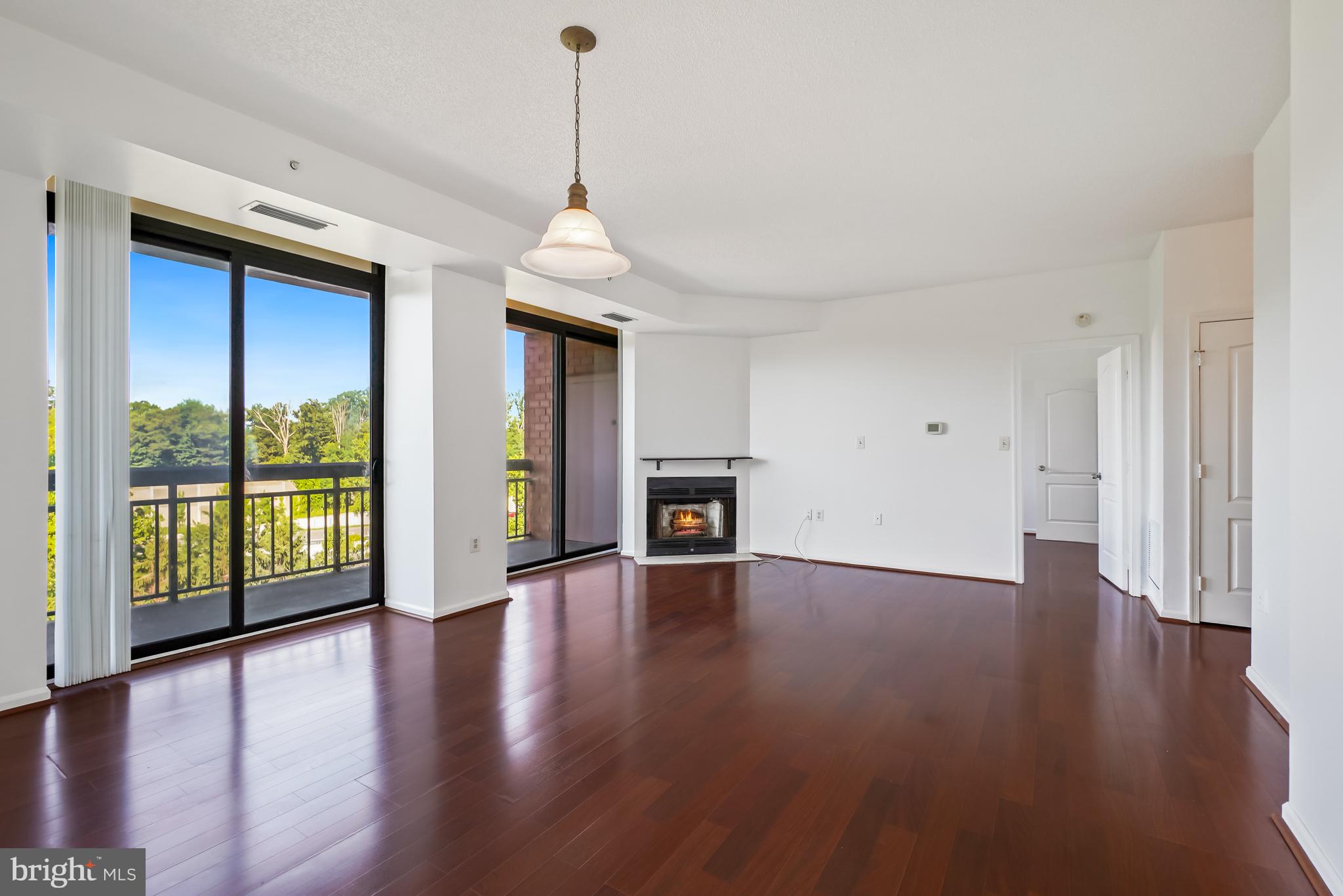 RENAISSANCE - Residential