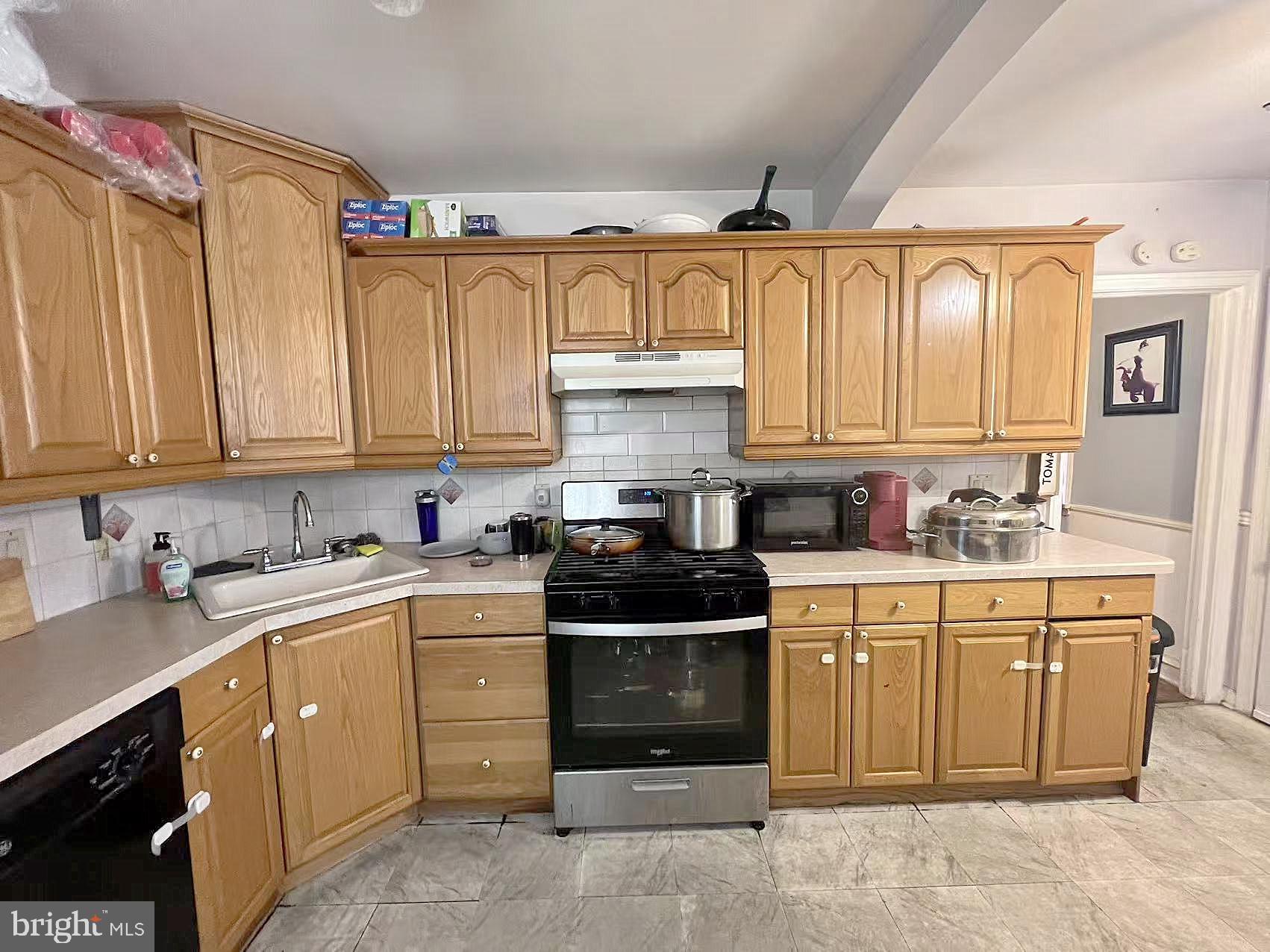 PHILADELPHIA (NORTHEAST) - Residential
