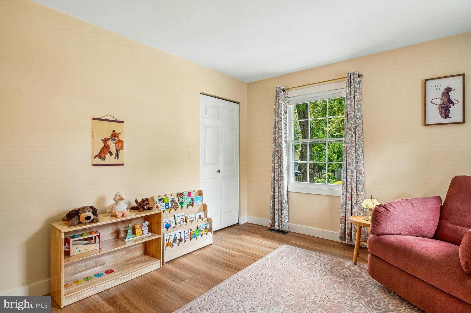CROFTON MEADOWS - Residential