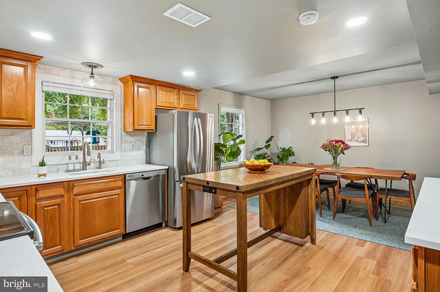 CROFTON MEADOWS - Residential