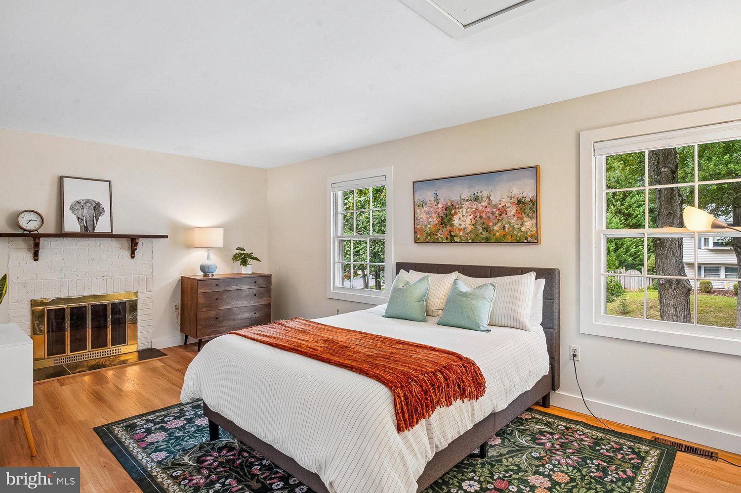 CROFTON MEADOWS - Residential