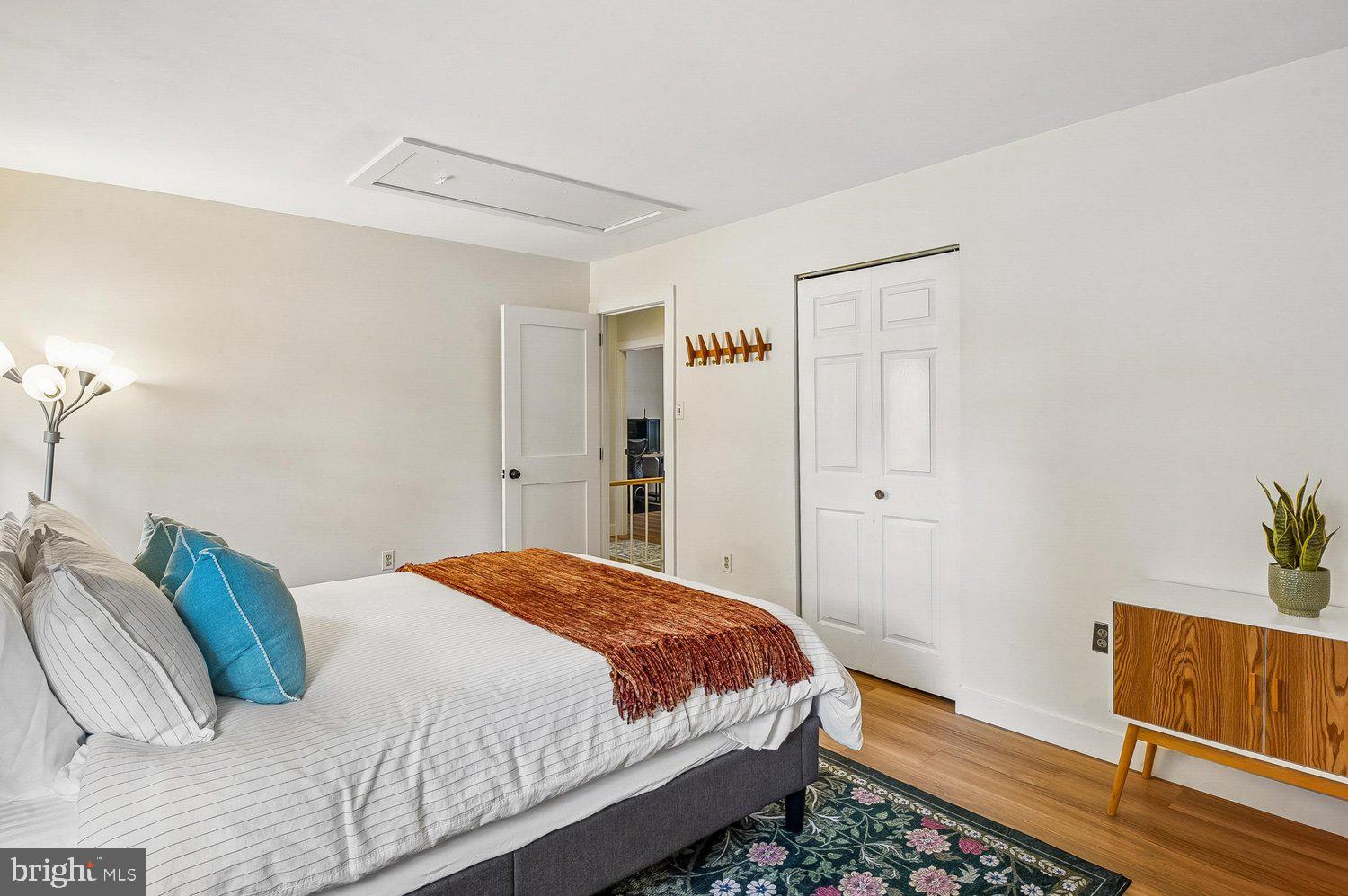 CROFTON MEADOWS - Residential