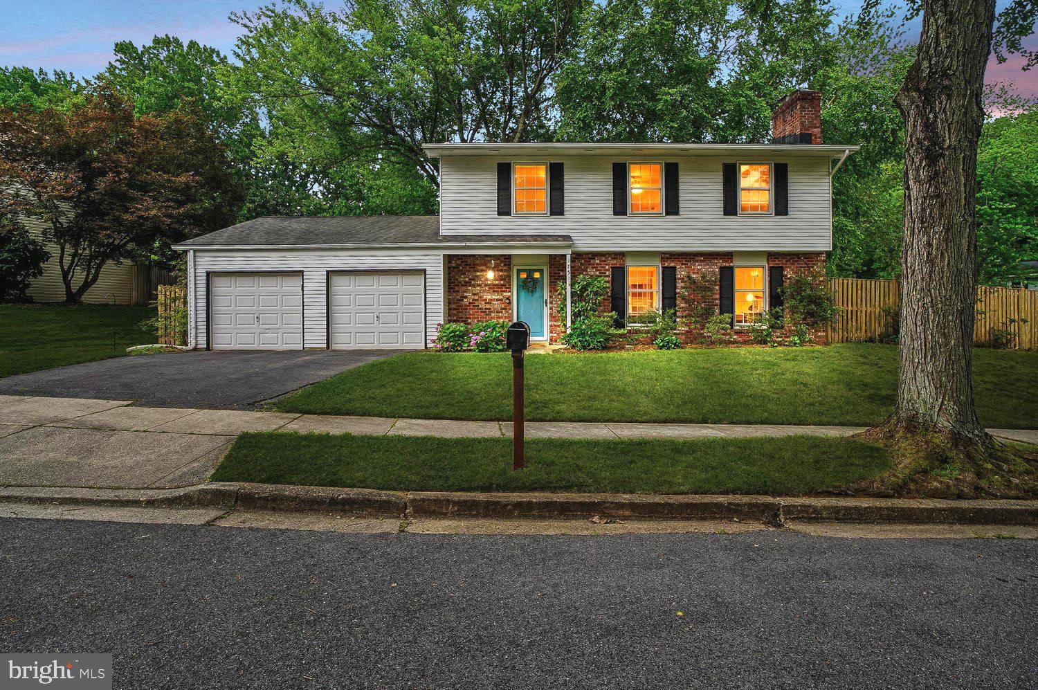 CROFTON MEADOWS - Residential