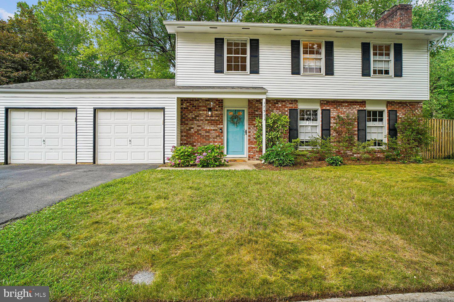 CROFTON MEADOWS - Residential