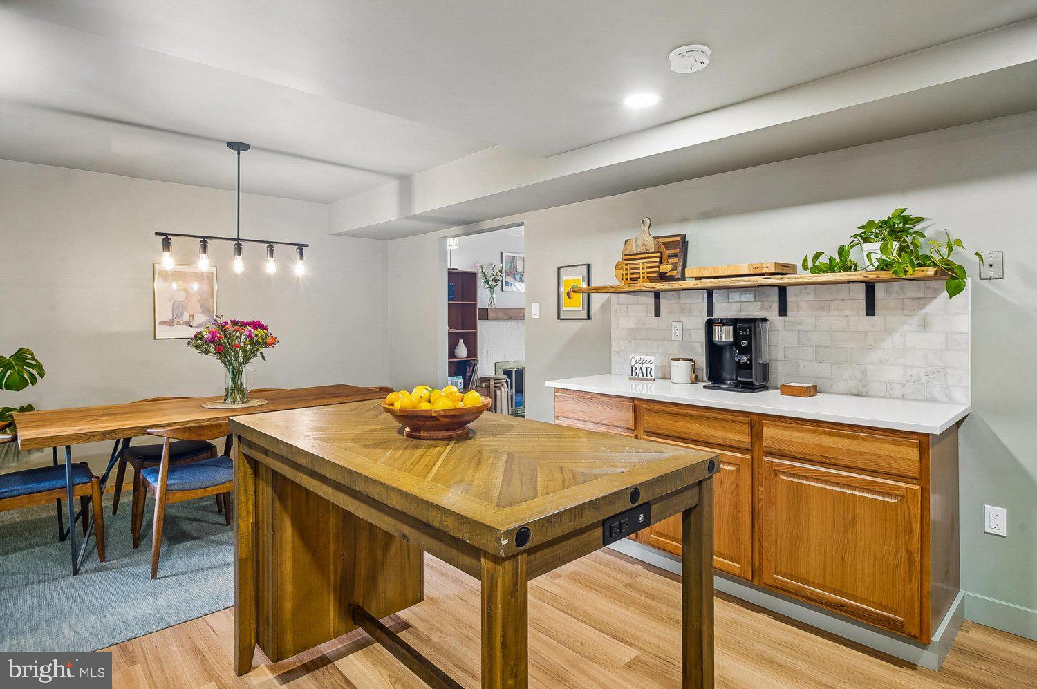 CROFTON MEADOWS - Residential