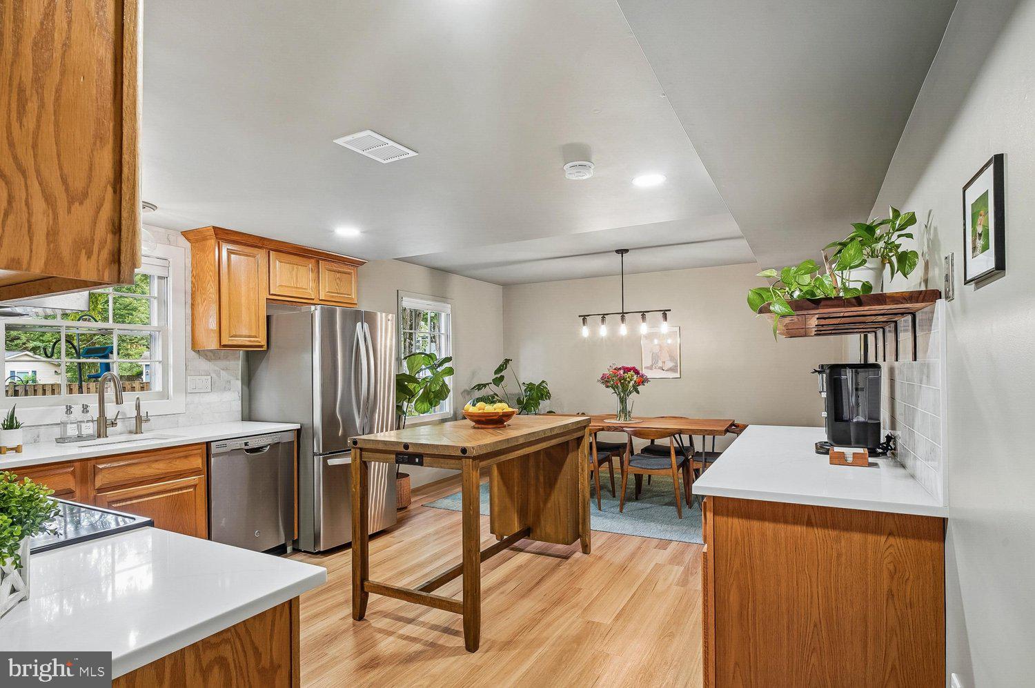 CROFTON MEADOWS - Residential