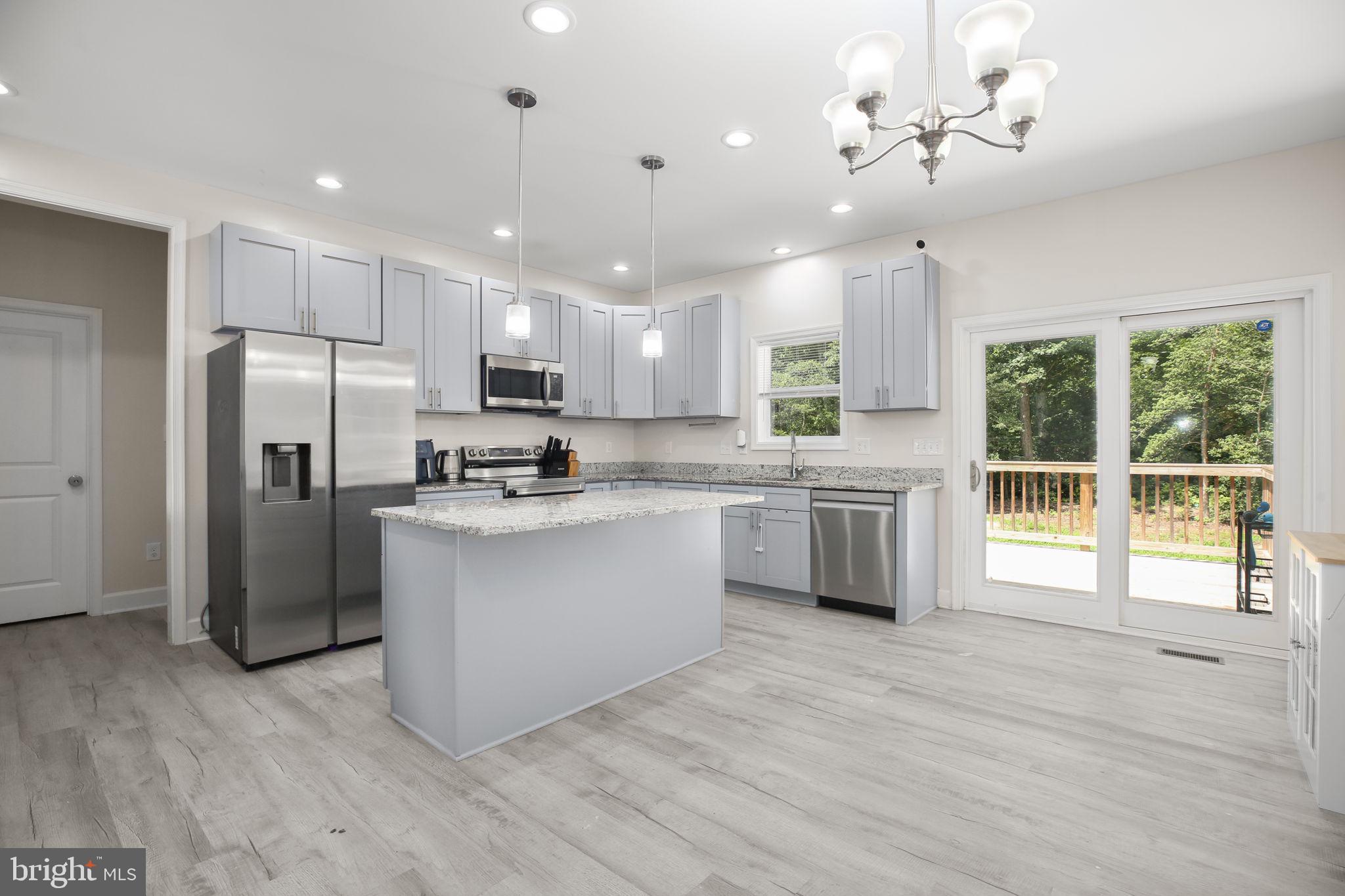 PLACID BAY ESTATES - Residential