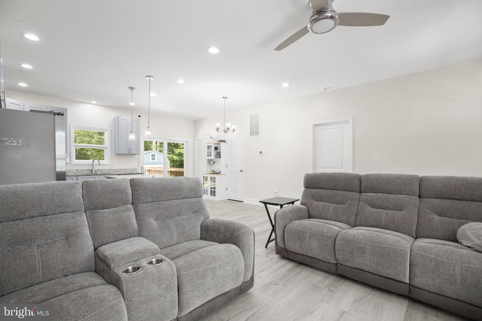 PLACID BAY ESTATES - Residential