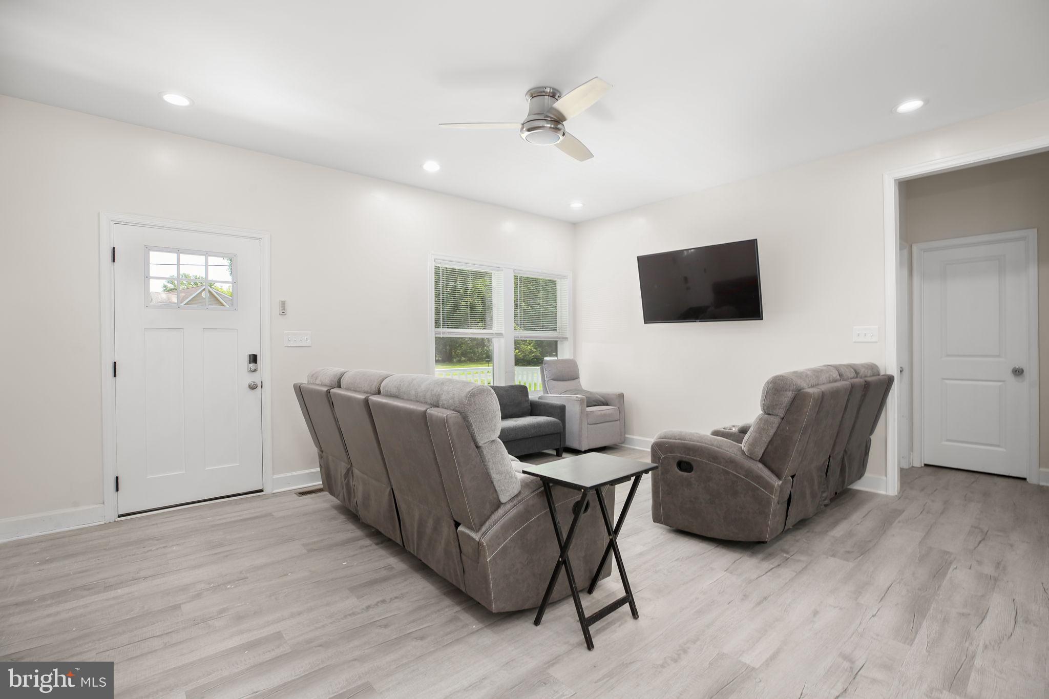 PLACID BAY ESTATES - Residential
