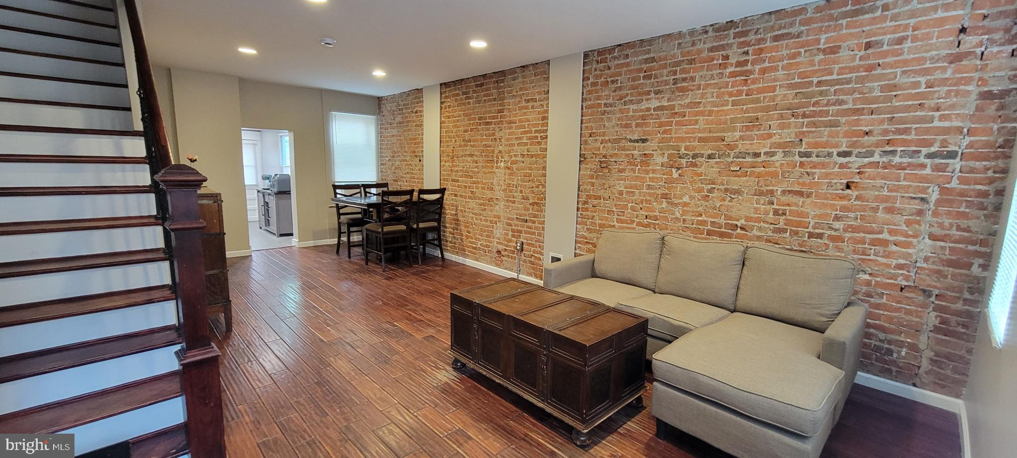 PORT RICHMOND - Residential