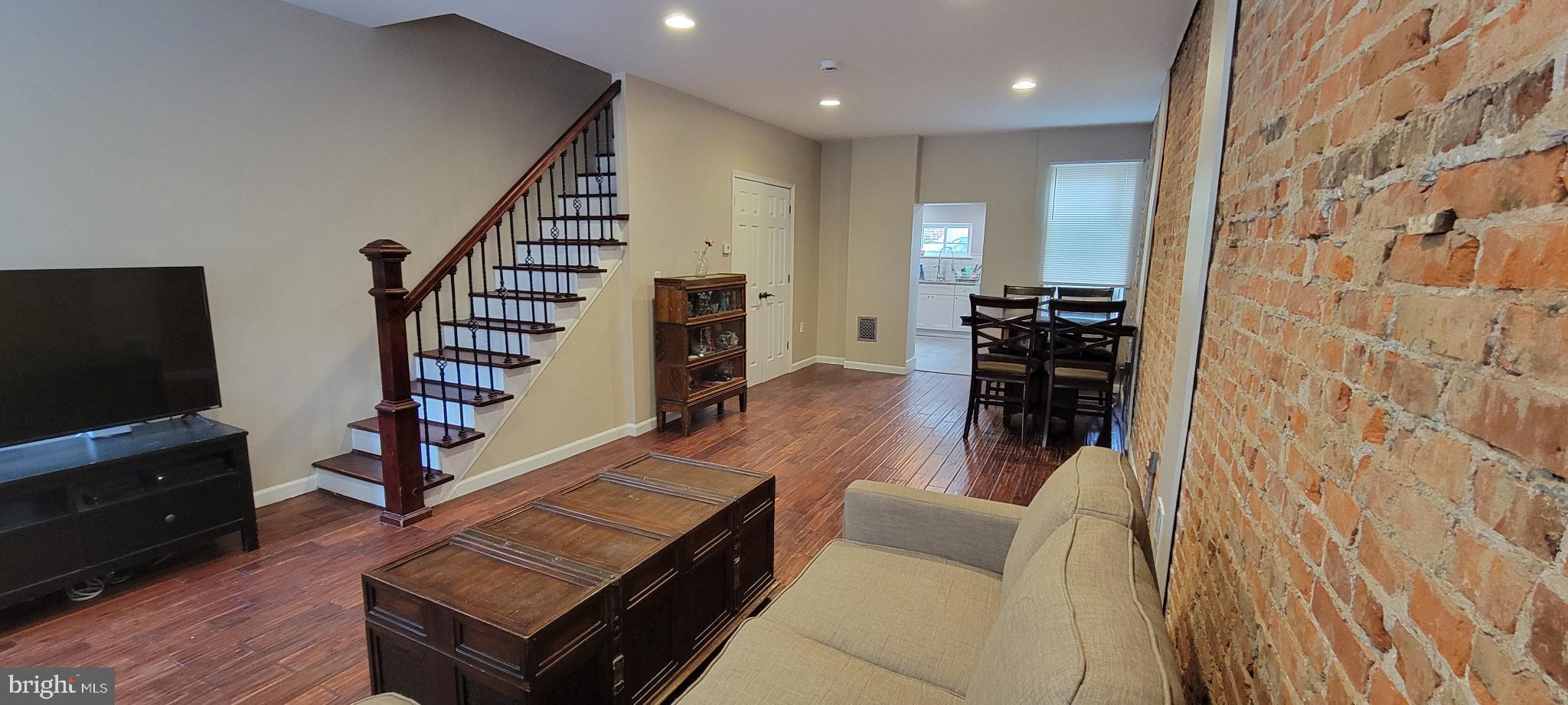 PORT RICHMOND - Residential