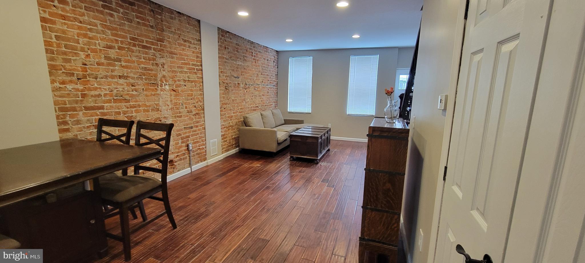 PORT RICHMOND - Residential
