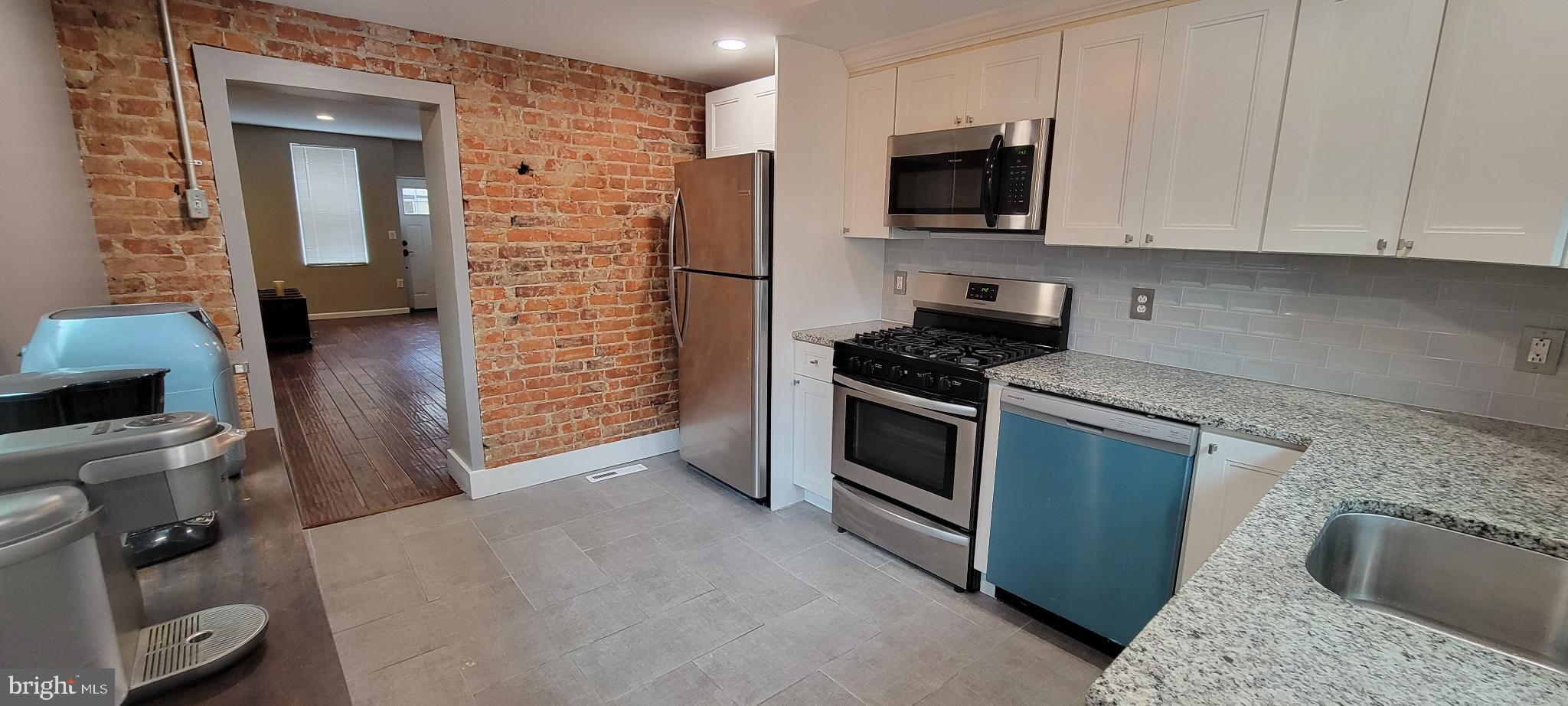 PORT RICHMOND - Residential