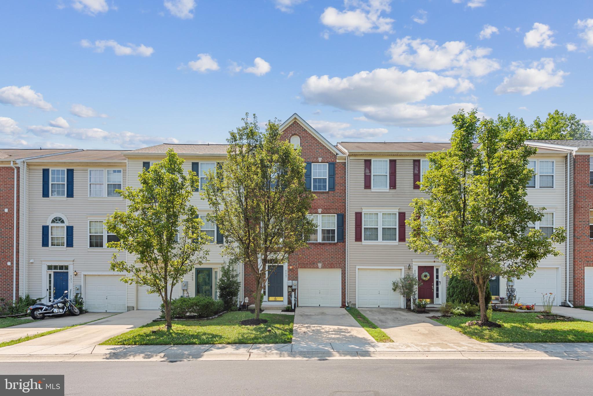 RIVERSIDE SOUTH - Residential