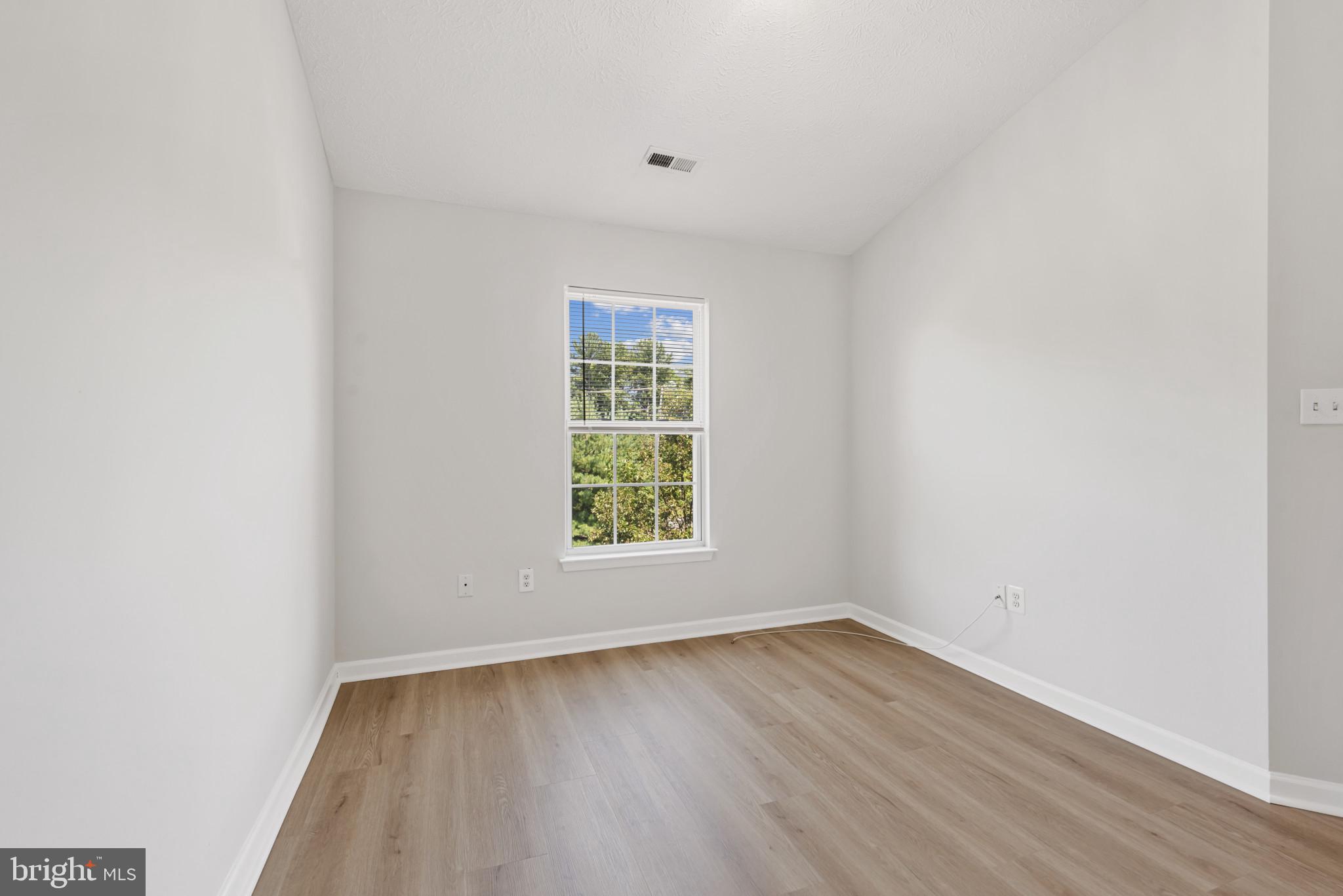 RIVERSIDE SOUTH - Residential