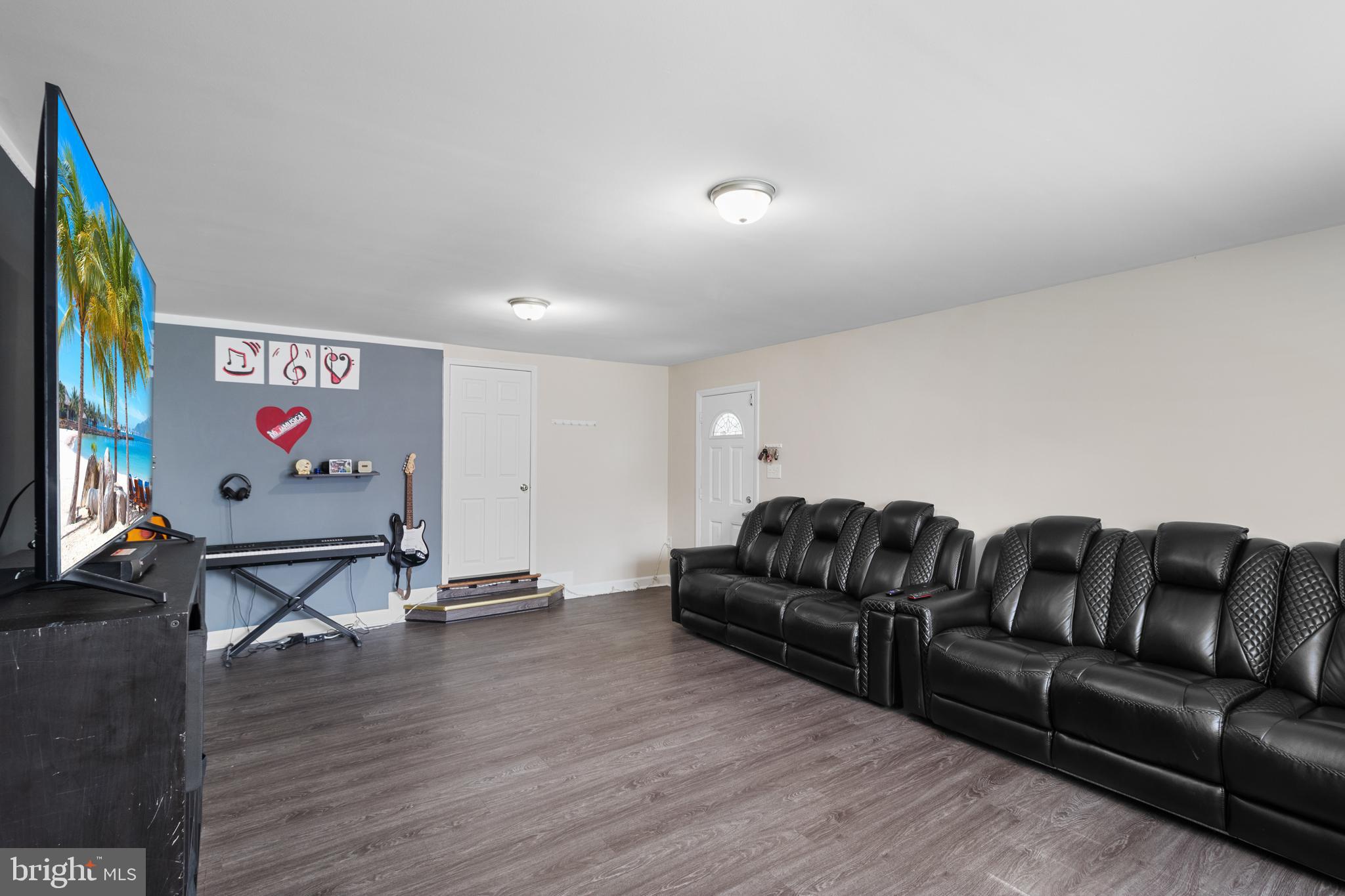 LANGLEY PARK - Residential