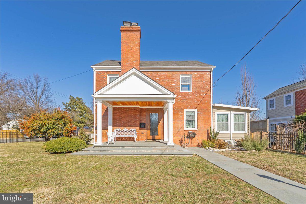 BARCROFT - Residential